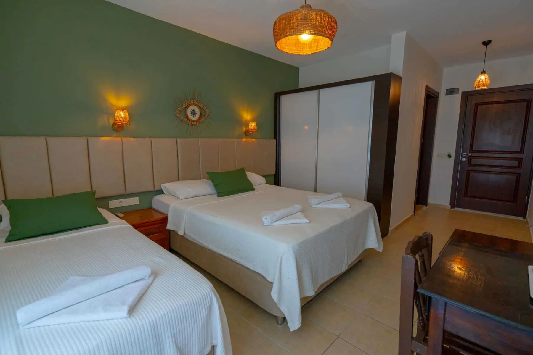 Triple Room